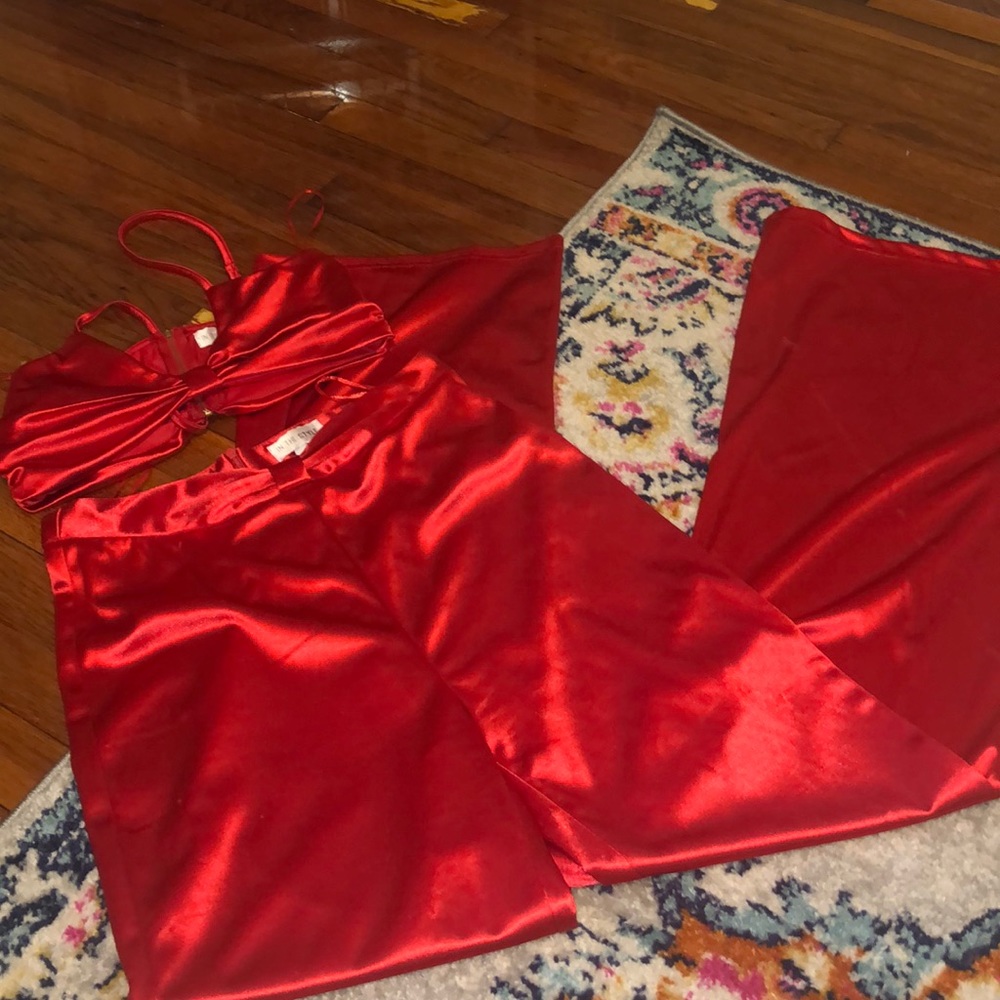 Two piece set